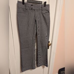 Banana Republic The Sloane Fit Pants Size 8 Blue And White Stripe